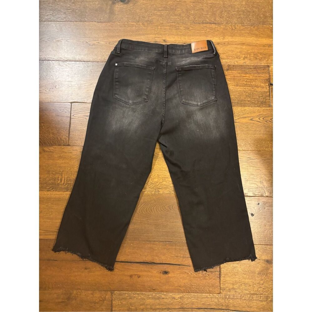 Judy Blue Eleanor cropped ankle raw hem black washed denim jeans 18W - Picture 3 of 7